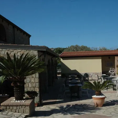 Al Fico Secco Bistrot&Braceria - Room&Breakfast-2